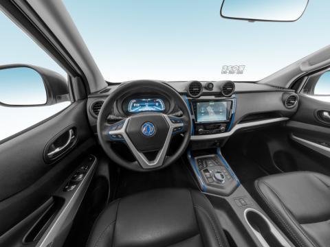 Λοξοφόρο Dongfeng Rich 6 EV 4x2 Double Cab Pickup Truck Αυτοκίνητα LHD 4